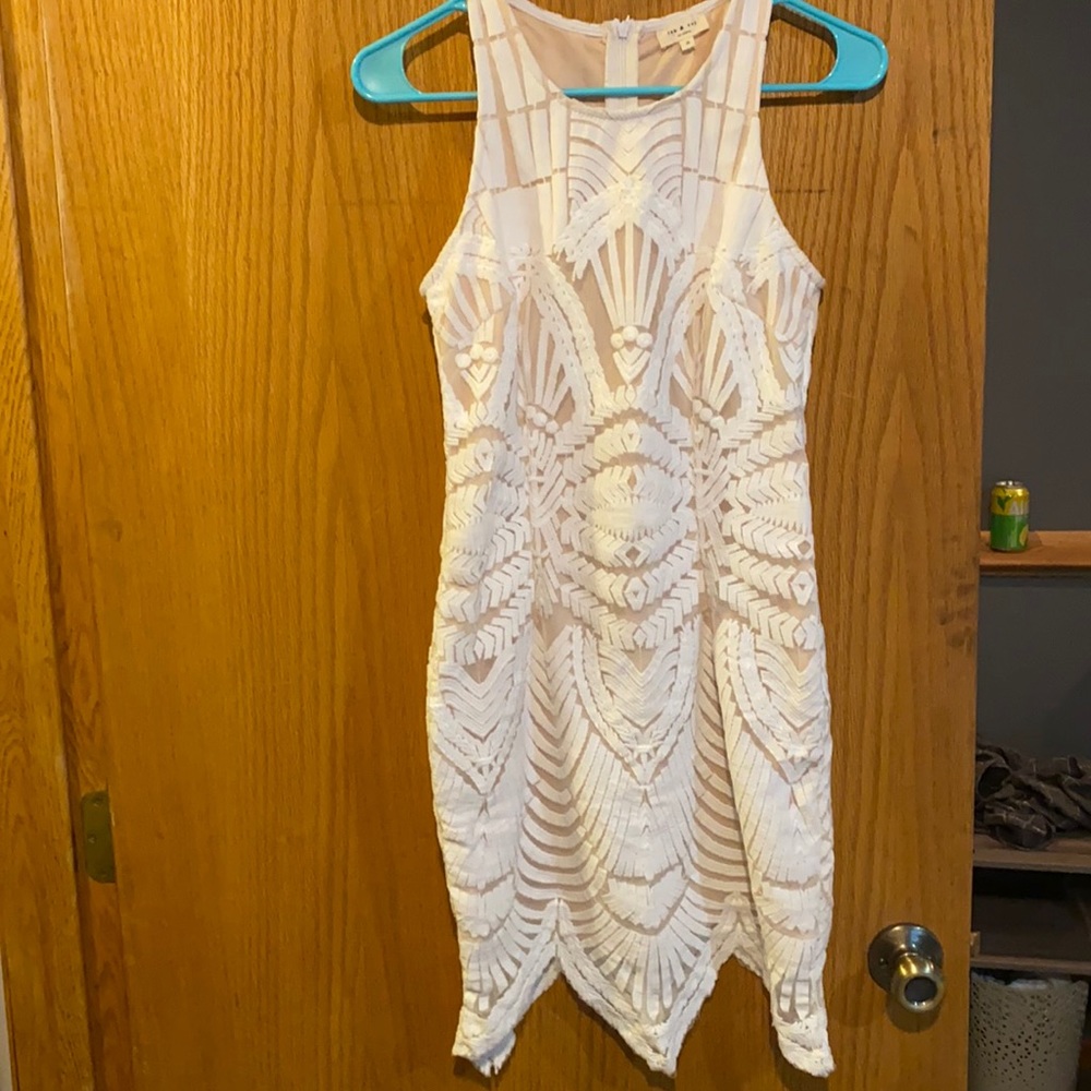 White lace dress